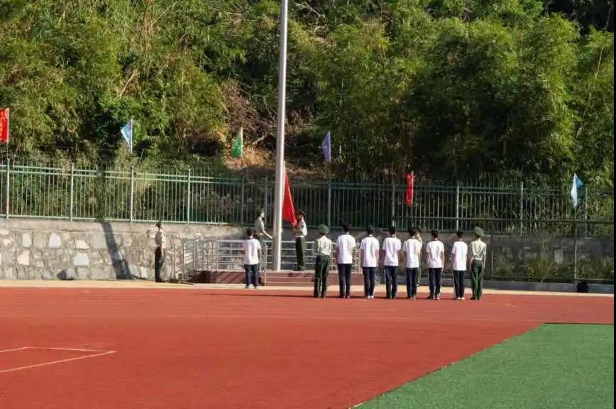 少年鲜衣怒马，生命御风而行——龙海一中第60届田径运动会暨第九届“环球杯”体育文化节开幕式隆重举行(图39)