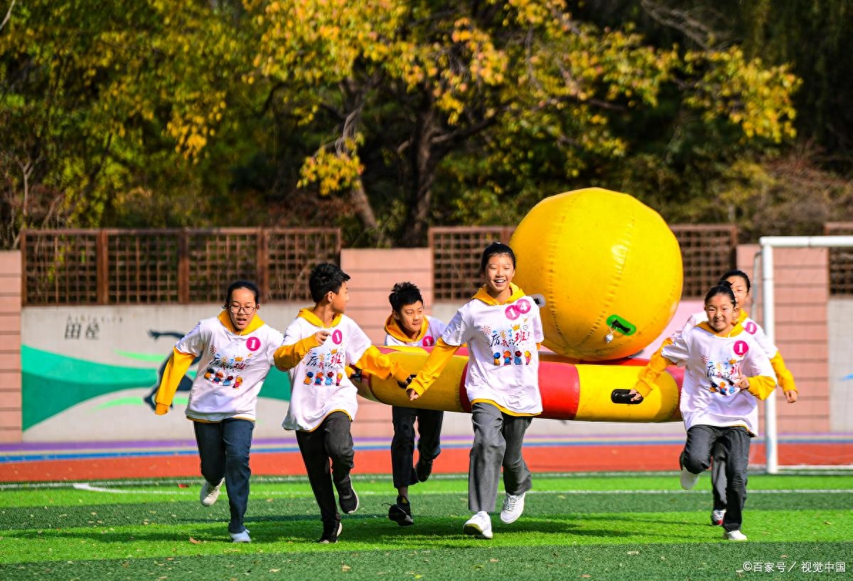 活动类作文怎么写？看刘老师给你写范文《精彩的____》(图1)