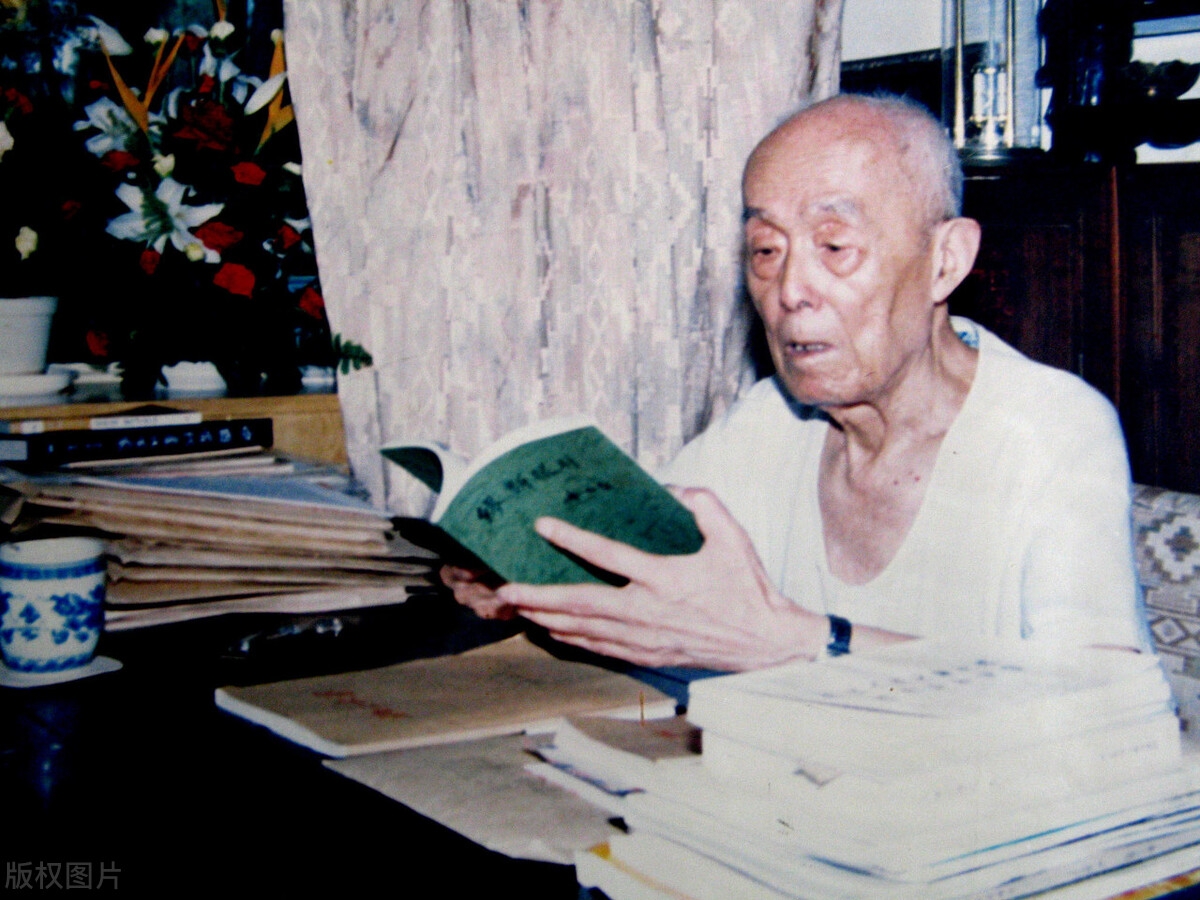 爱季羡林的散文，读他十句格言，尽显热爱生命之情，暗含人生真谛(图2)