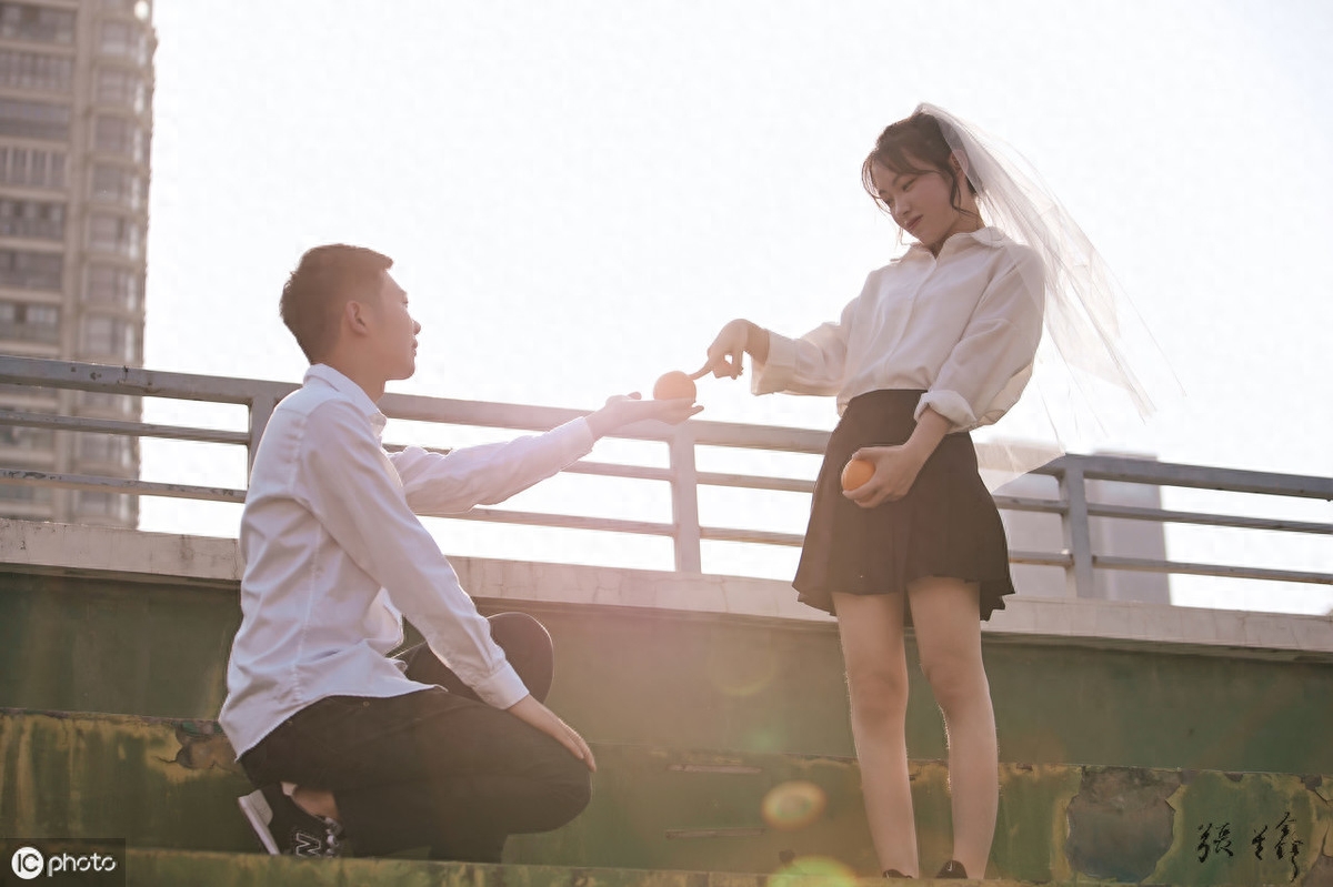 打动女人的情话短句，甜蜜撩心，听一句就沦陷(图3)