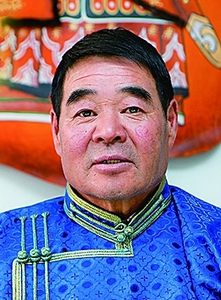 为崇高理想不懈奋斗(图9)