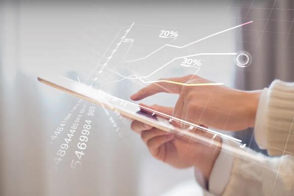 直播带货：不靠天，不靠地，还得靠自己(图1)