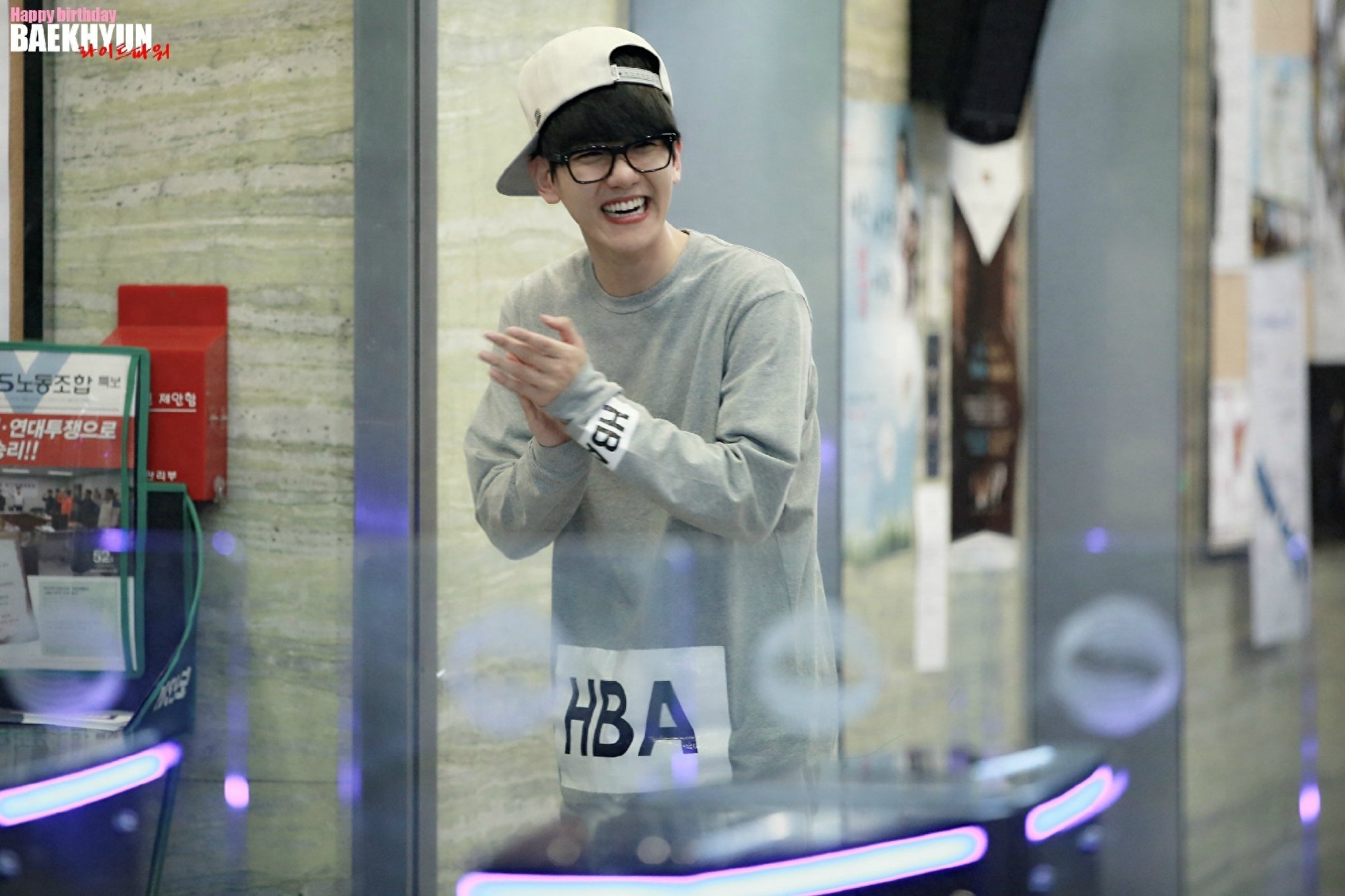 边伯贤深夜发文感慨，最近行程变多，疑似即将入伍(图6)