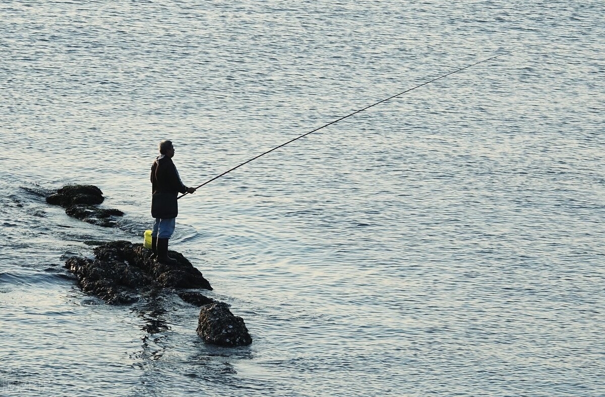 垂钓之时，中鱼乐，跑鱼悲，带来的满足与遗憾，诚如人生……(图3)