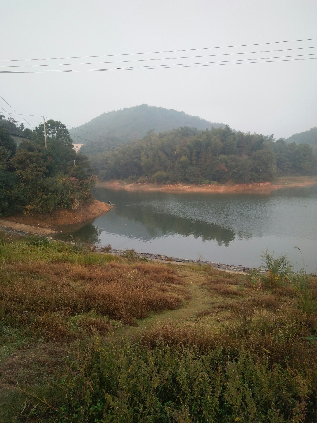 水库钓鱼记，守得云开见月明(图1)