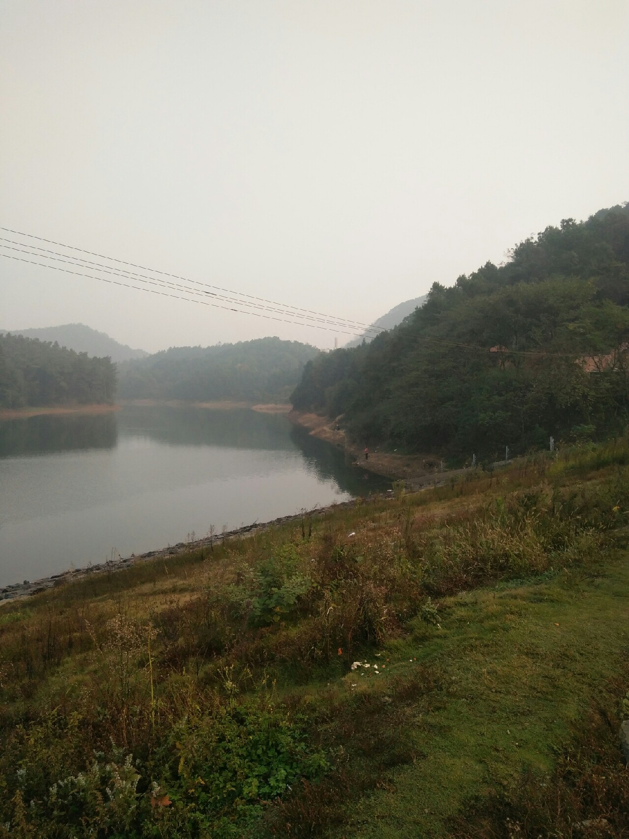 水库钓鱼记，守得云开见月明(图3)