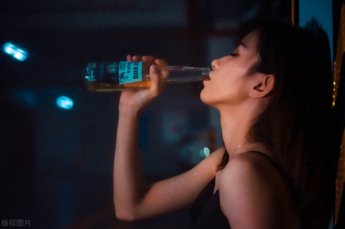 努力奋斗的霸气短句：驾驭命运的舵是奋斗(图3)