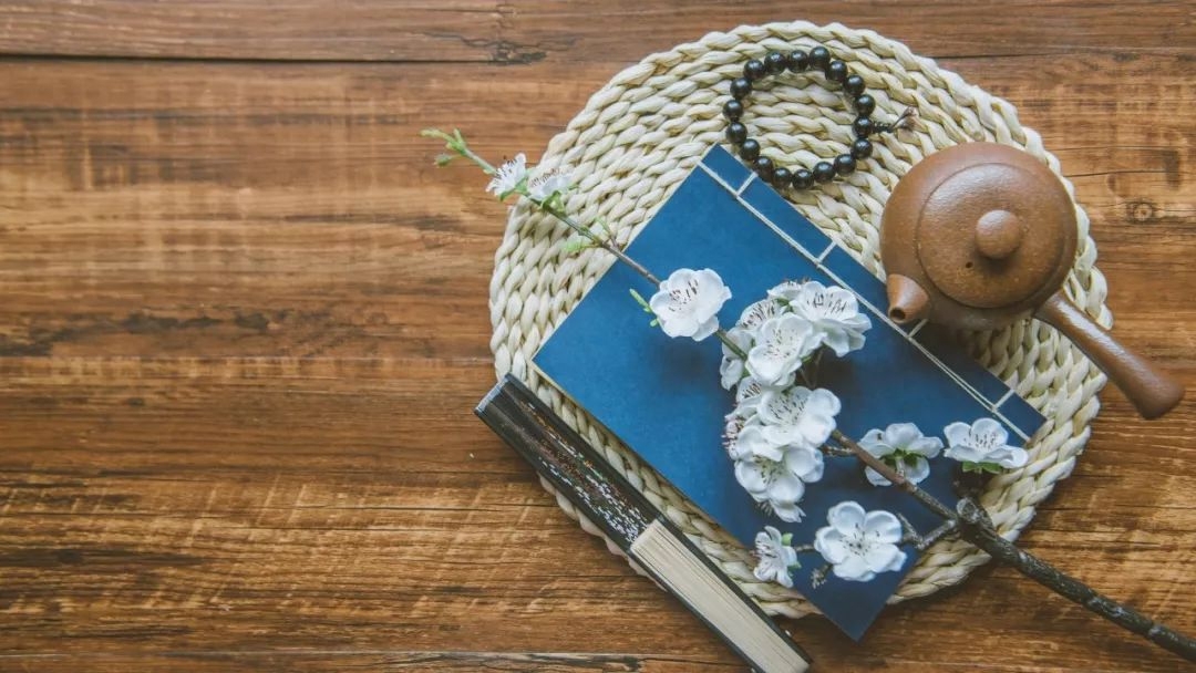 读《唐诗三百首》，你一定要背下这100句千古名句(图1)