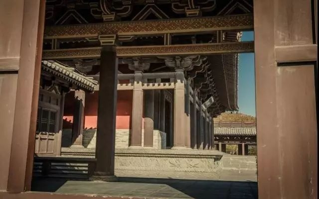 「鉴赏56」古诗中的200句经典句子，背下来，你就是别人梦中的王(图3)