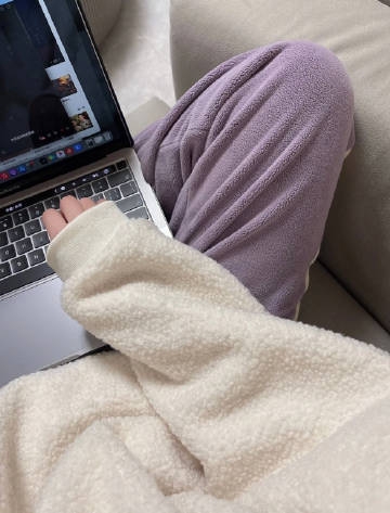 八月发朋友圈委屈伤心的句子,99%的人都看哭了!(图4) 八月发朋友圈委屈伤心的句子,99%的人都看哭了!(图4)