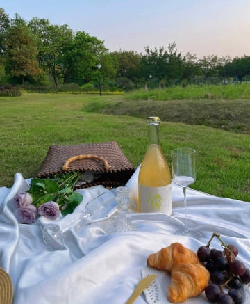 八月发朋友圈委屈伤心的句子,99%的人都看哭了!(图6) 八月发朋友圈委屈伤心的句子,99%的人都看哭了!(图6)