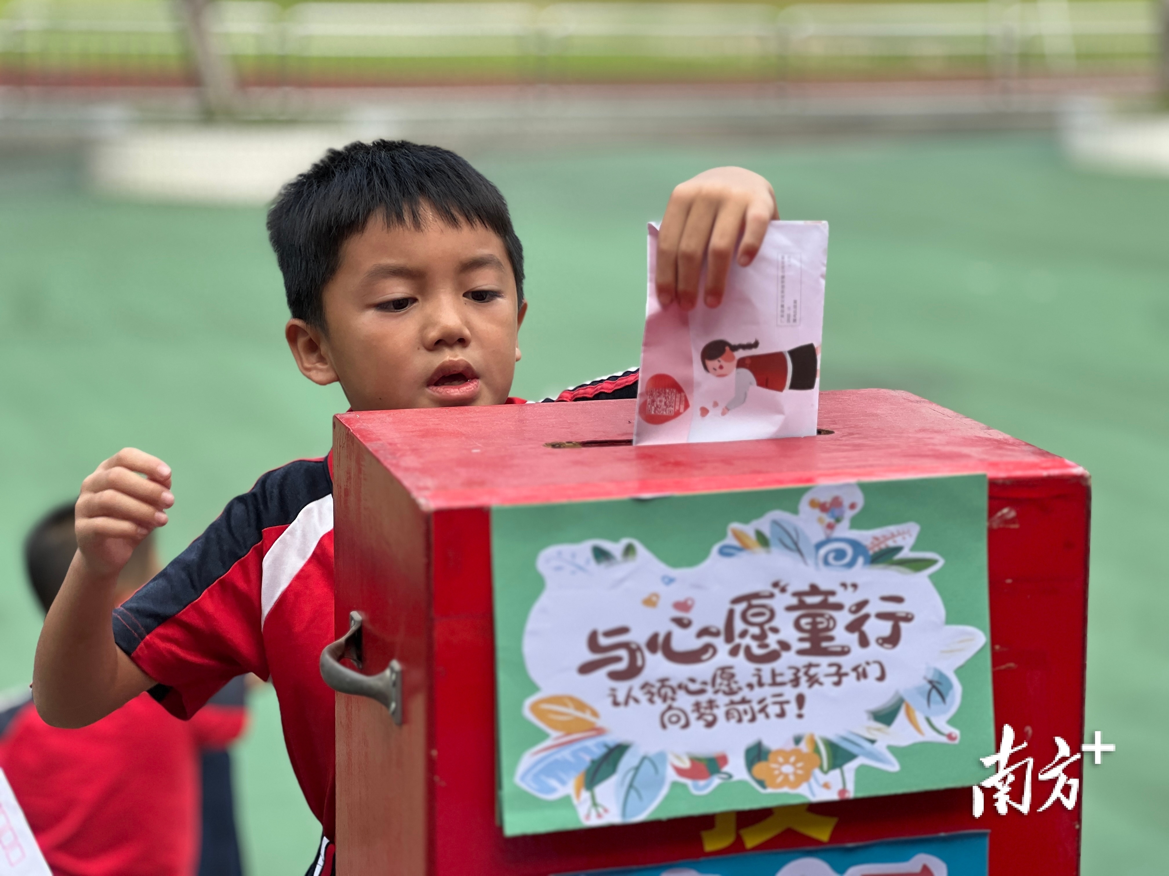 多图｜开学首日，禅城校园里的律动、书香、诗歌与远方(图3)