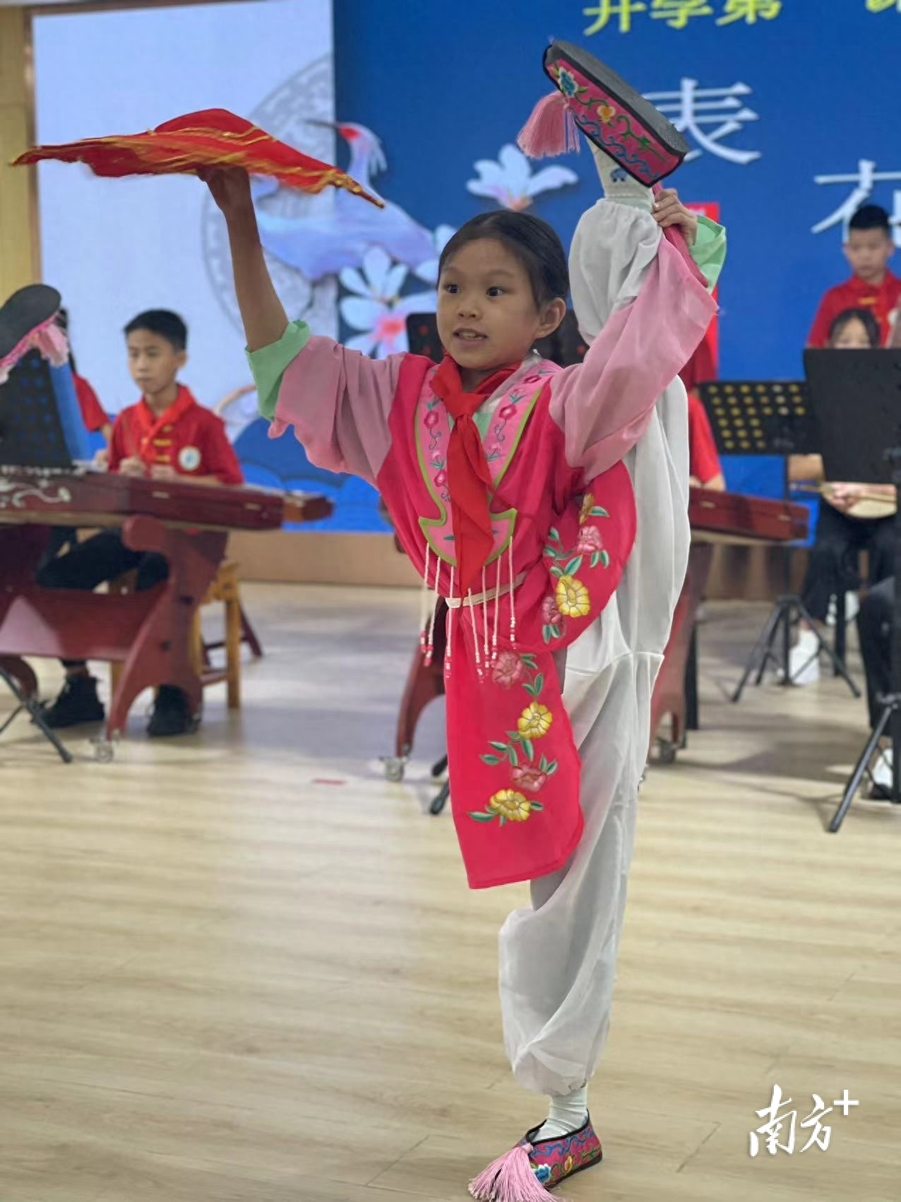 多图｜开学首日，禅城校园里的律动、书香、诗歌与远方(图5)