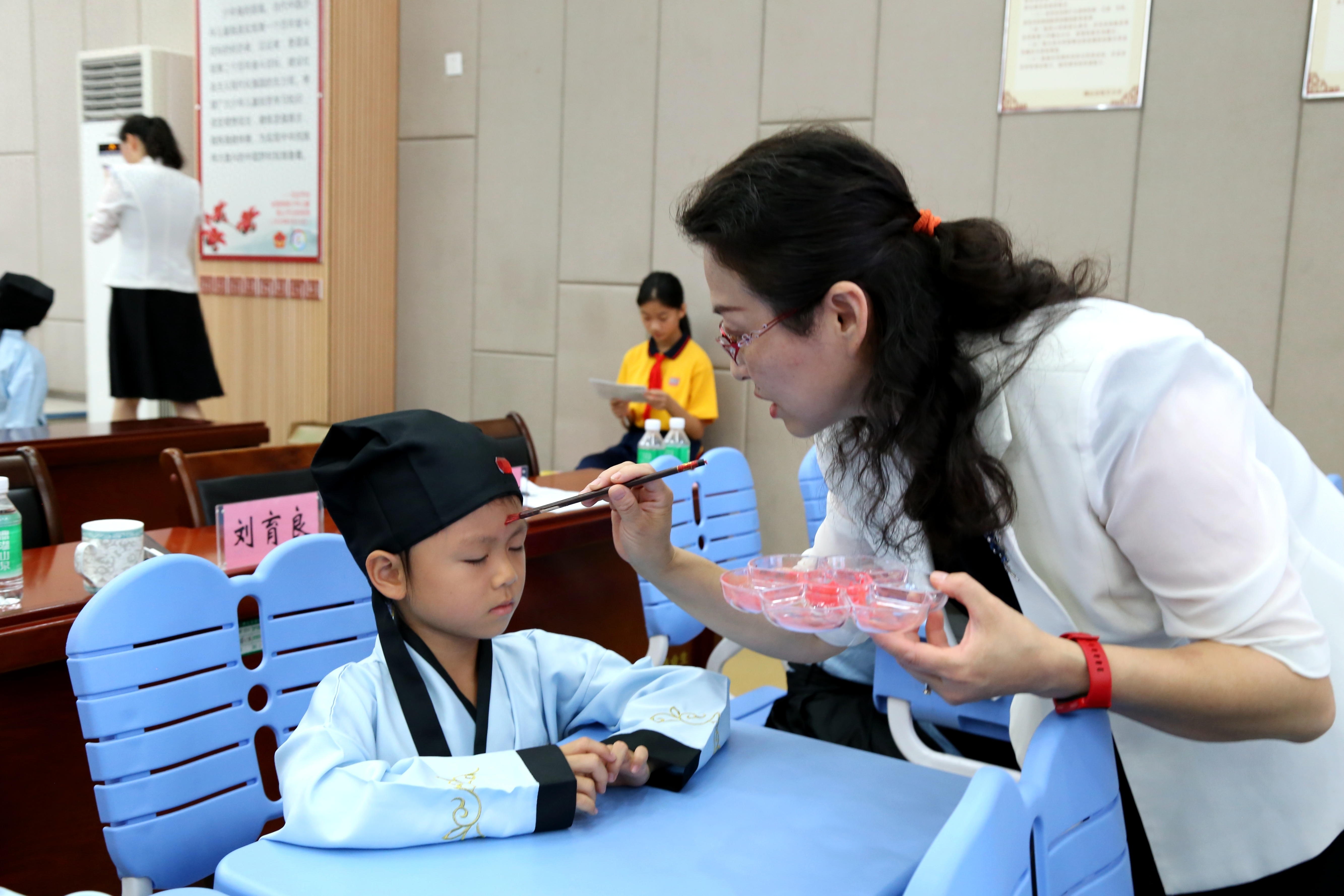 多图｜开学首日，禅城校园里的律动、书香、诗歌与远方(图7)