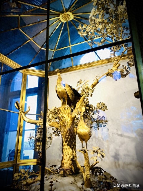 【50条描写惆怅的句子】夜色下，思念沉淀成海，淹没了整个世界(图5)