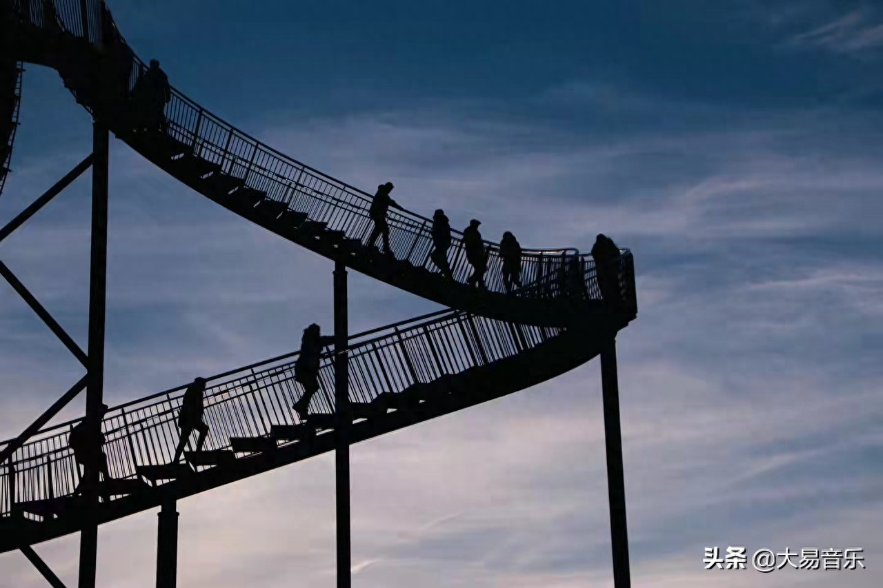 20句鸡汤励志句子，生命因奋斗而精彩，人生因拼搏而精彩(图2)