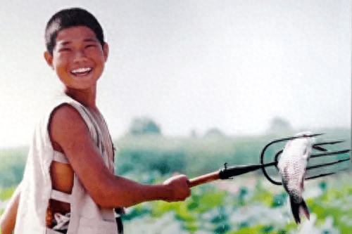 谢孟伟扮演关羽造型，却惨遭网友吐槽“史上最丑”，气质差多了(图5)