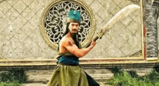 谢孟伟扮演关羽造型，却惨遭网友吐槽“史上最丑”，气质差多了(图10)