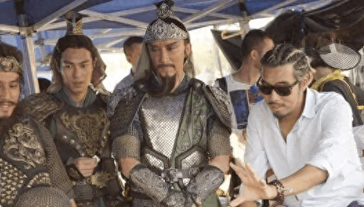 谢孟伟扮演关羽造型，却惨遭网友吐槽“史上最丑”，气质差多了(图30)