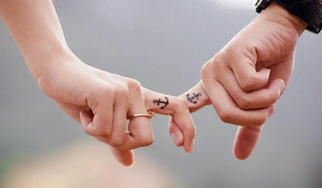 温柔浪漫，关于爱情的唯美句子(图1)