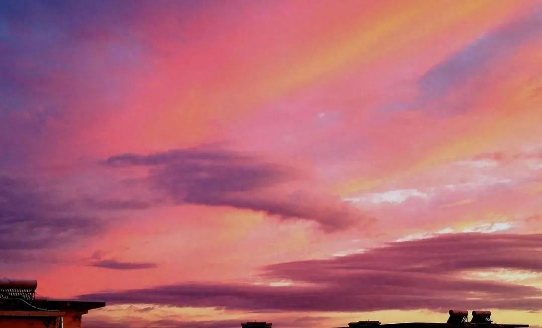 诗词鉴赏-预卜明朝天色好，古诗词里的晚霞，品读让人心醉的落霞(图13)