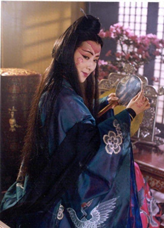 东方不败的口号,版本众多,但是最霸气的还是这句(图5) 东方不败的口号,版本众多,但是最霸气的还是这句(图5)