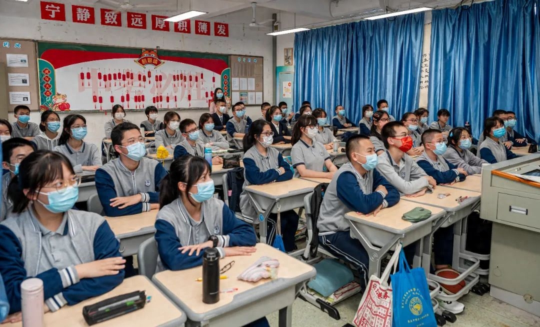 中考！我们来了｜双十初三学子的百日誓师，看完热血沸腾了(图3)