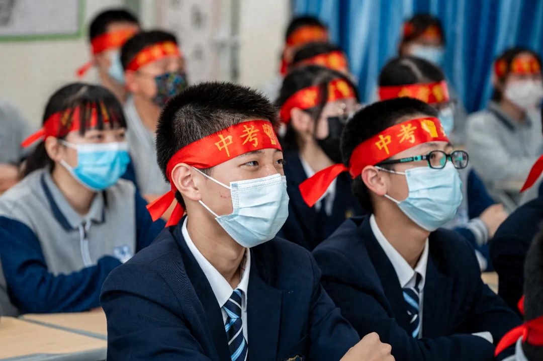 中考！我们来了｜双十初三学子的百日誓师，看完热血沸腾了(图4)
