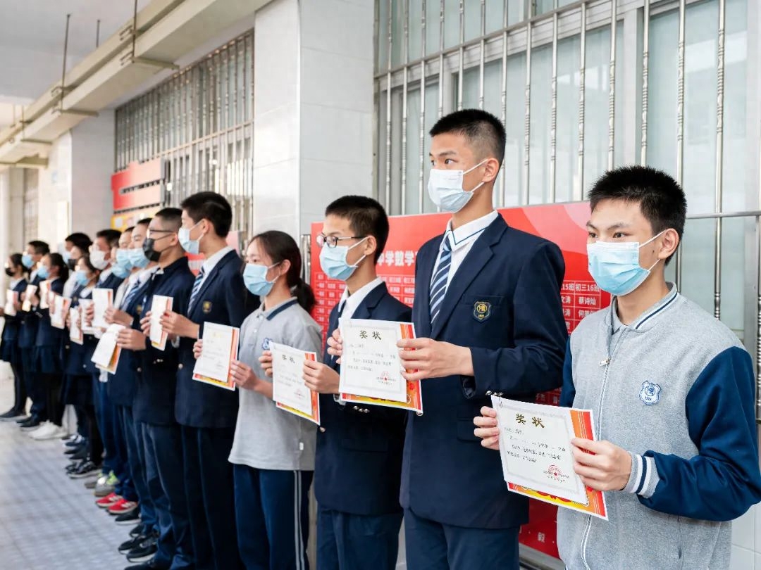 中考！我们来了｜双十初三学子的百日誓师，看完热血沸腾了(图9)