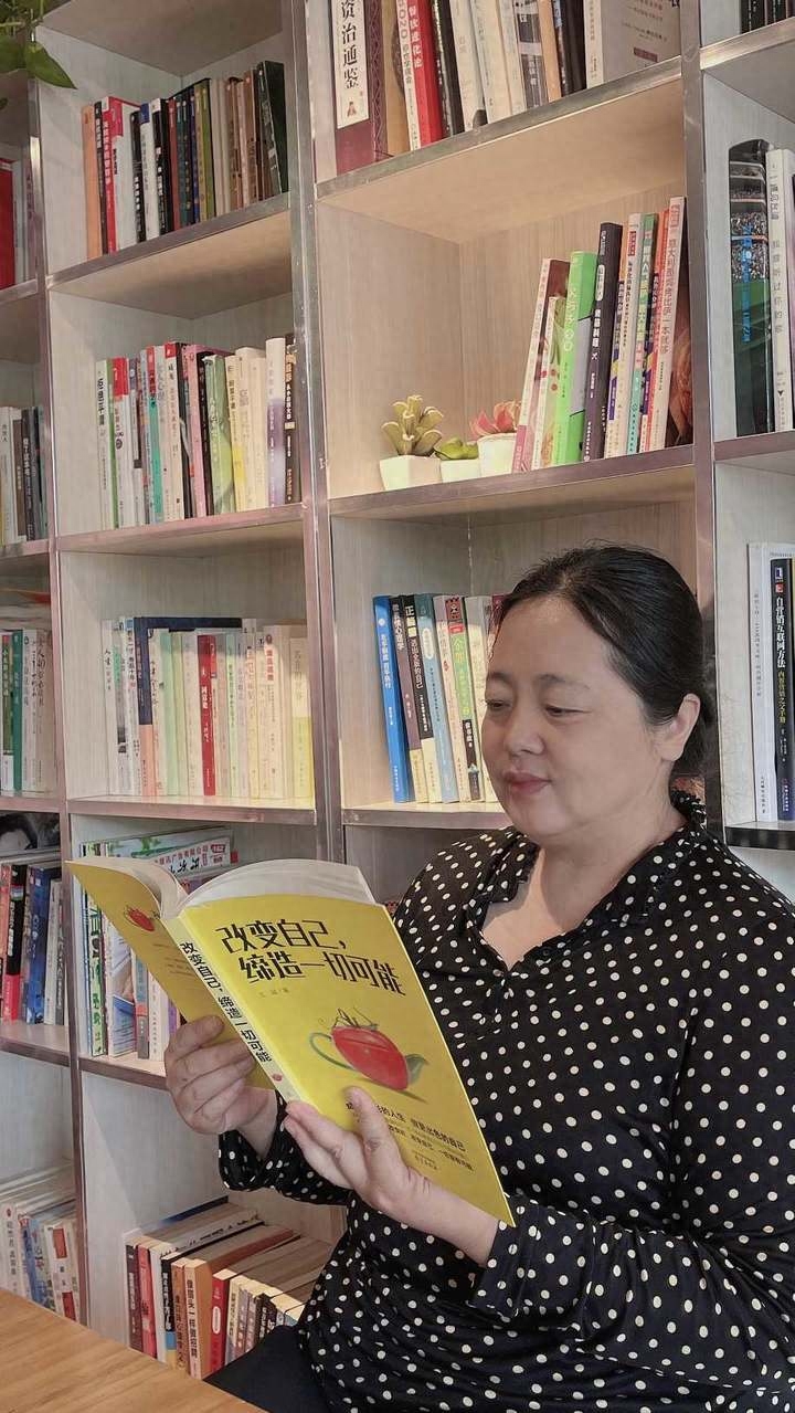 一本好书｜书墨飘香春暖花开时 尽染芬芳在四季(图4)