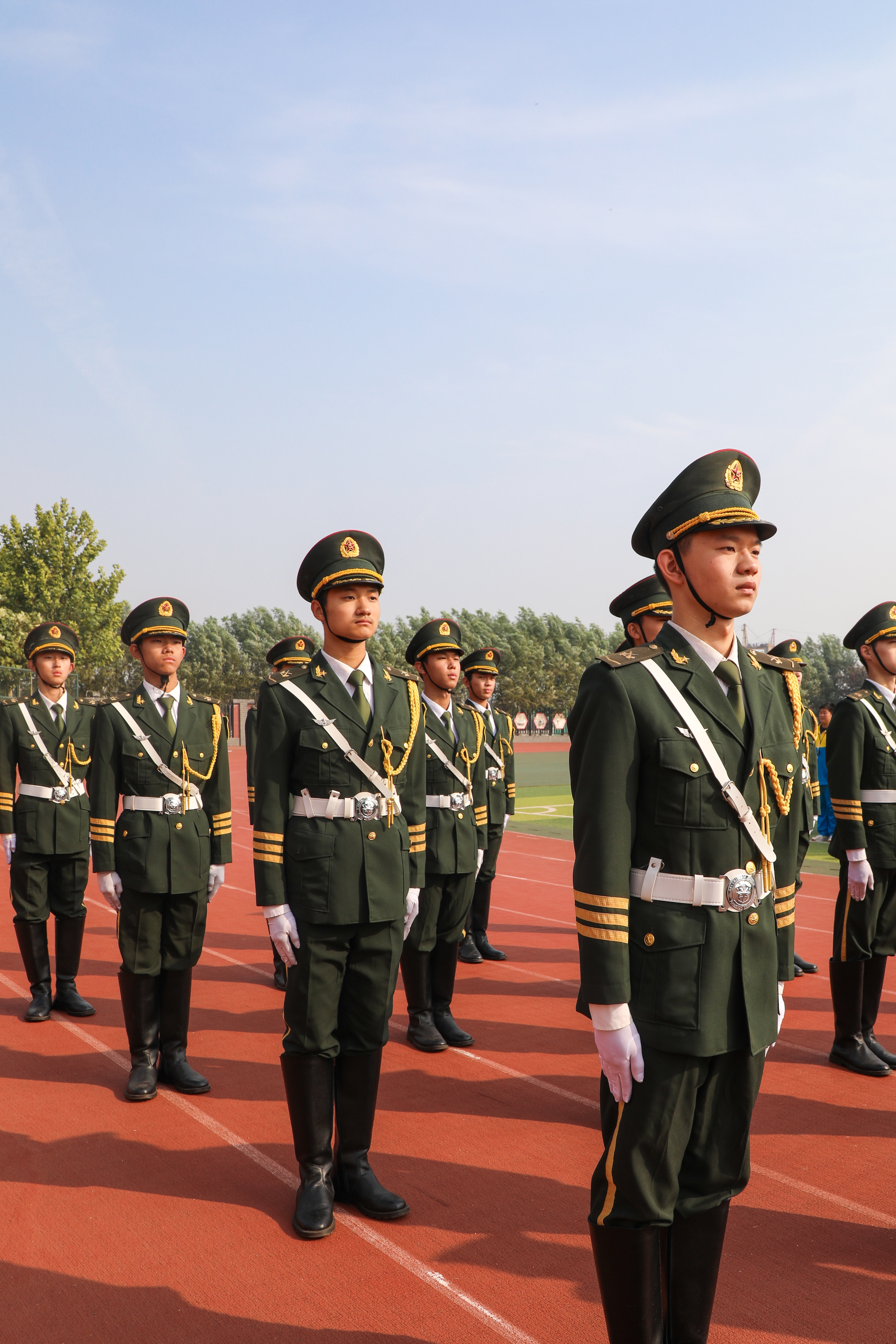 清河志臻｜我追随的光，是五角星的星光——记我校周一升旗仪式(图4)