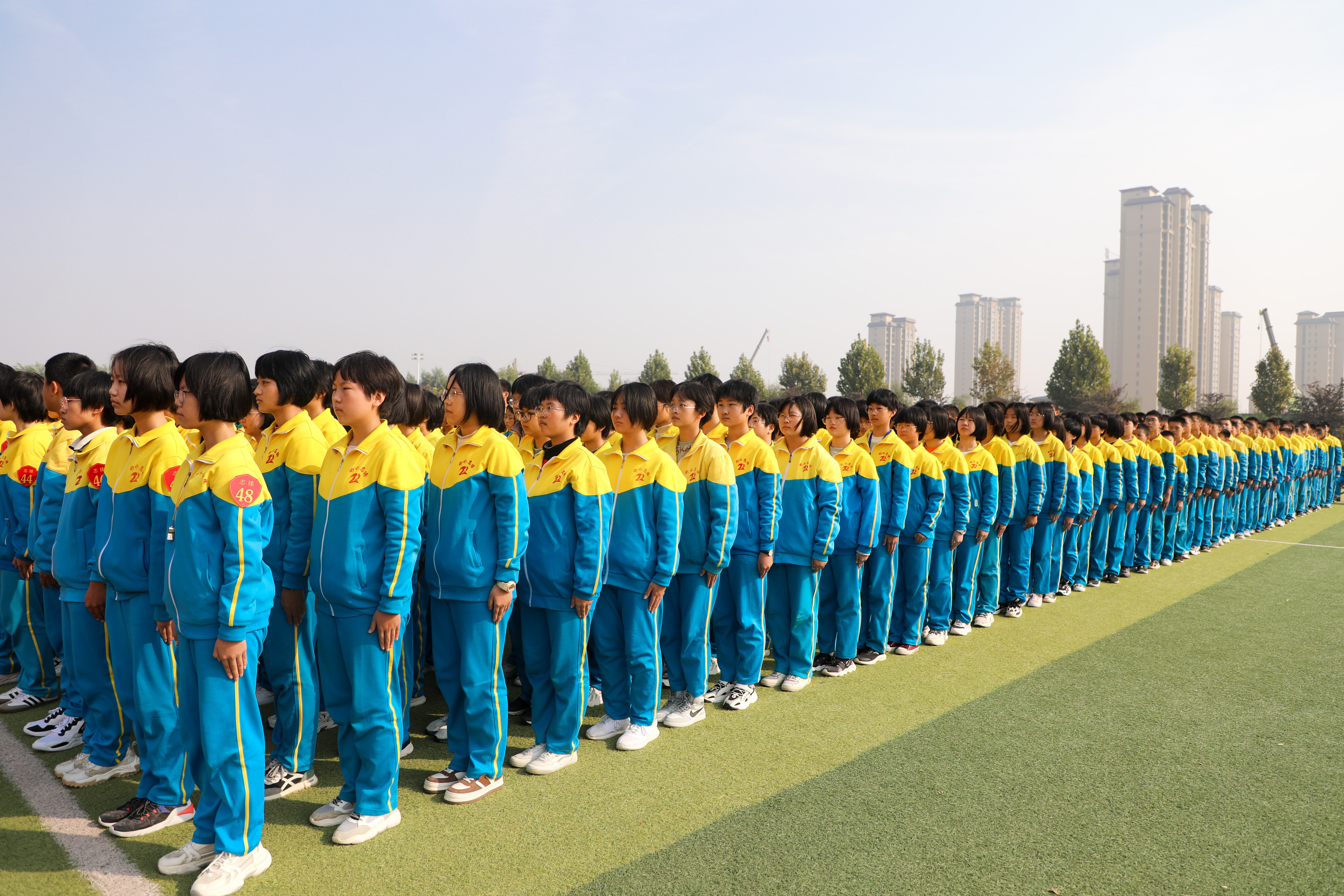 清河志臻｜我追随的光，是五角星的星光——记我校周一升旗仪式(图14)