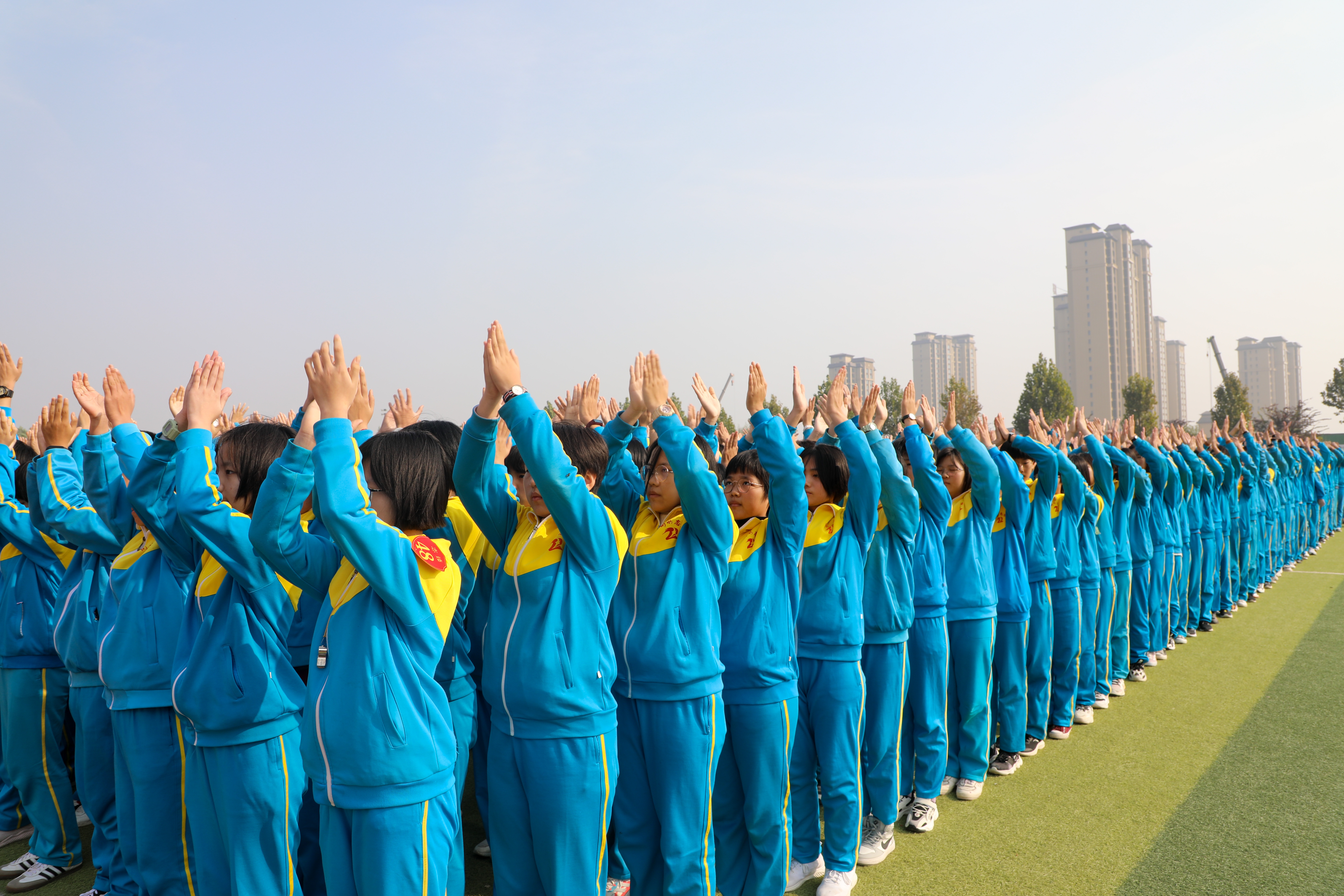 清河志臻｜我追随的光，是五角星的星光——记我校周一升旗仪式(图25)