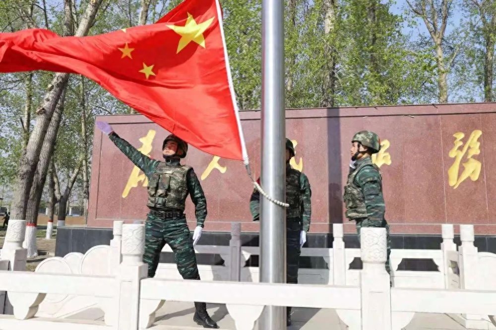 春风和煦，国旗飘扬(图4)