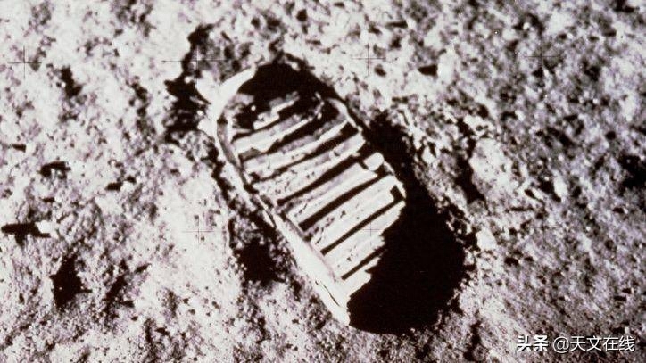 探索未知太空旅程中，21个激励人心的天文名言(图10)