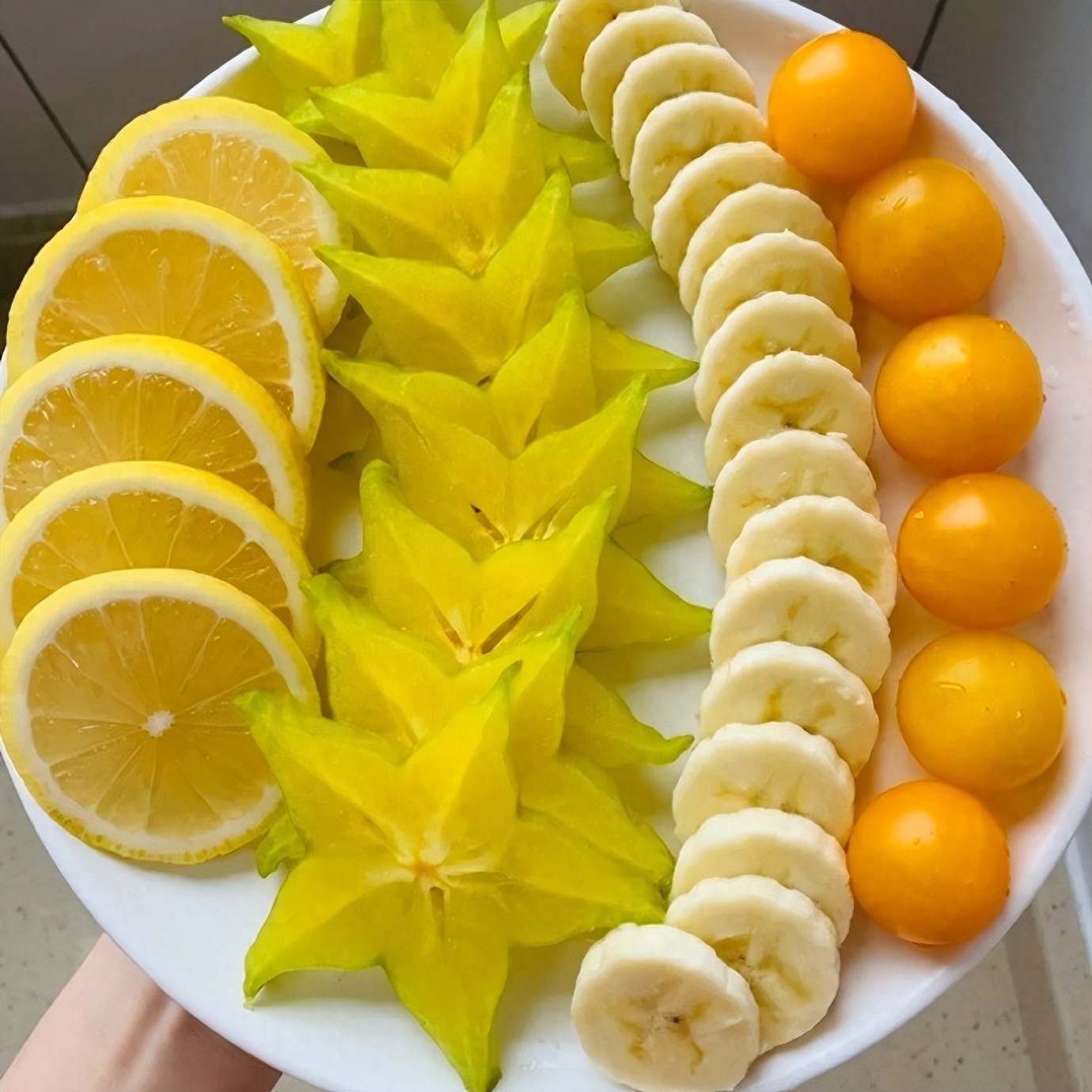 发微信的秒赞文案说说：我用执着，烧死了所有的幼稚和任性(图12)