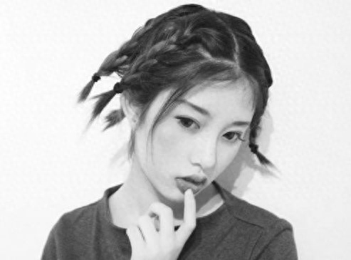 抖音里25个适合发朋友圈签名短句子，我选第18个，你呢？(图1)