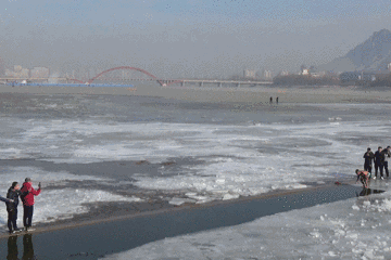 奥利给巨魔大叔：被质疑为疯子、傻子、精神病人，却充满了正能量(图3)