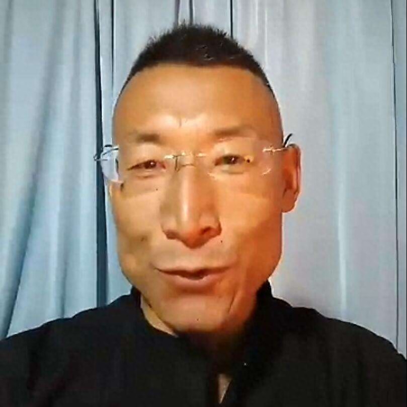 奥利给巨魔大叔：被质疑为疯子、傻子、精神病人，却充满了正能量(图5)