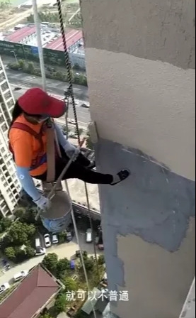 “奥利给”大叔爆火朋友圈：我们是世间的尘埃，却是自己的英雄(图8)