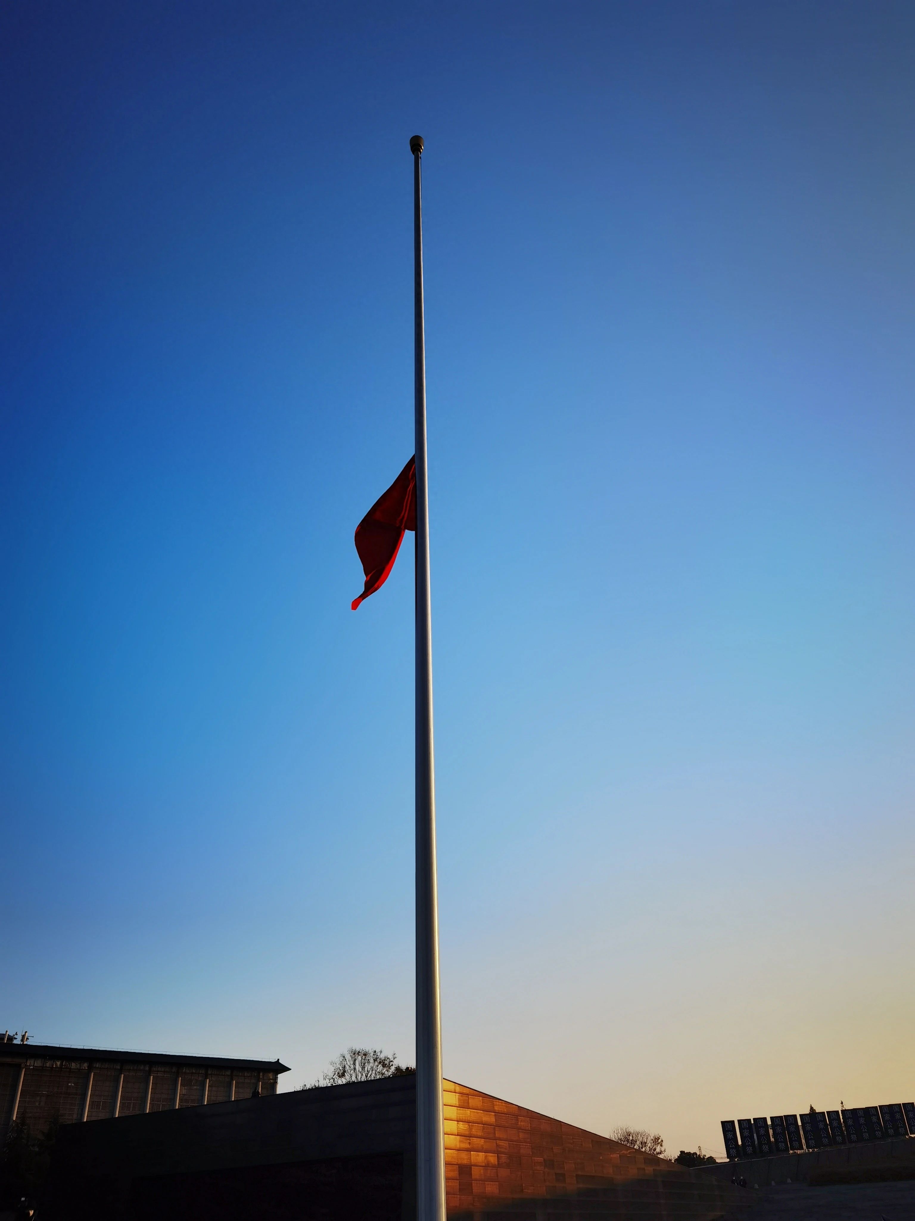 铭记历史，祈愿和平(图4)