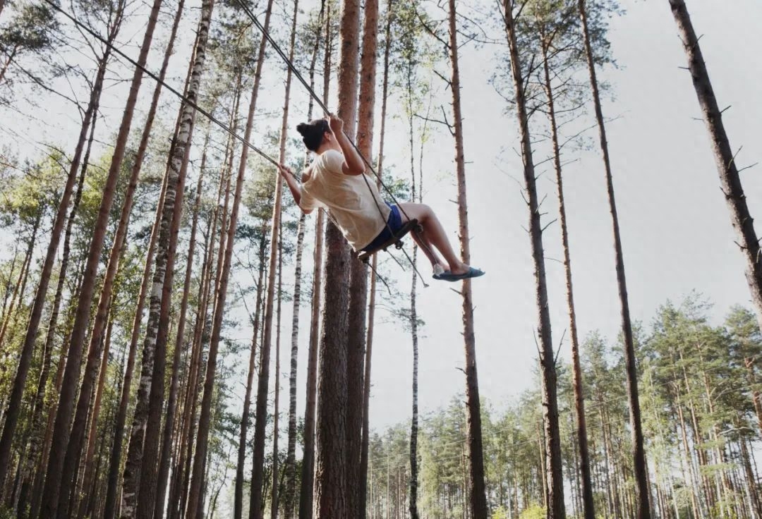 唯美景与秋千不可辜负，令人向往的秋千时光(图36)