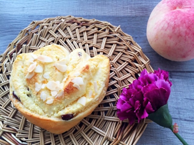 面包是富足生活中改换口味的调剂品，也是深受大家喜爱的早餐(图1)