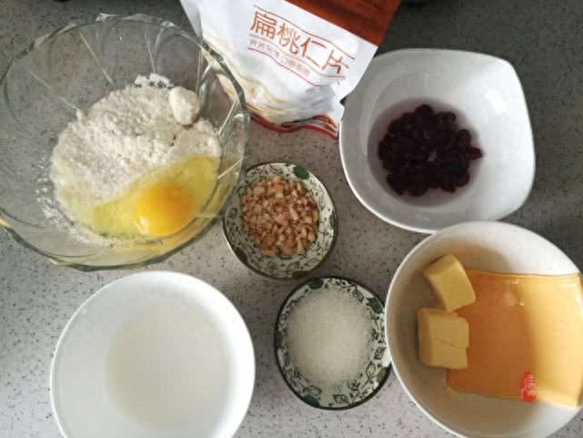 面包是富足生活中改换口味的调剂品，也是深受大家喜爱的早餐(图4)