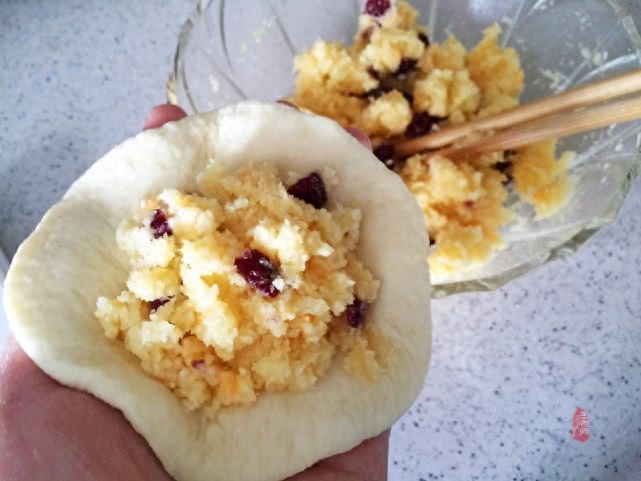 面包是富足生活中改换口味的调剂品,也是深受大家喜爱的早餐(图10) 面包是富足生活中改换口味的调剂品,也是深受大家喜爱的早餐(图10)