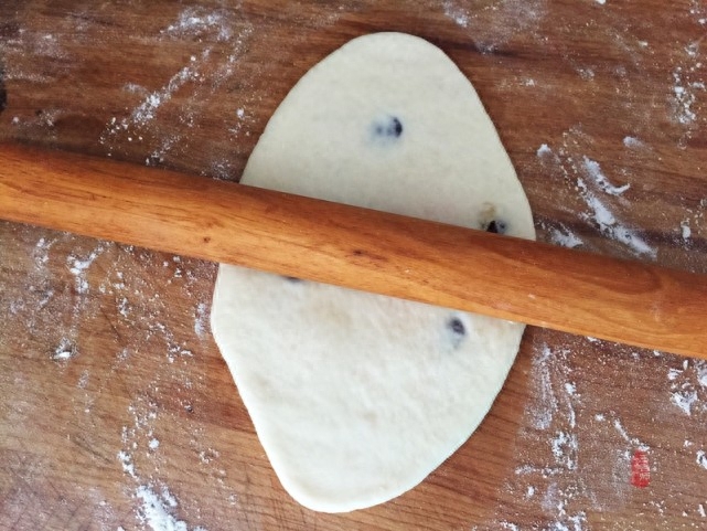 面包是富足生活中改换口味的调剂品,也是深受大家喜爱的早餐(图12) 面包是富足生活中改换口味的调剂品,也是深受大家喜爱的早餐(图12)