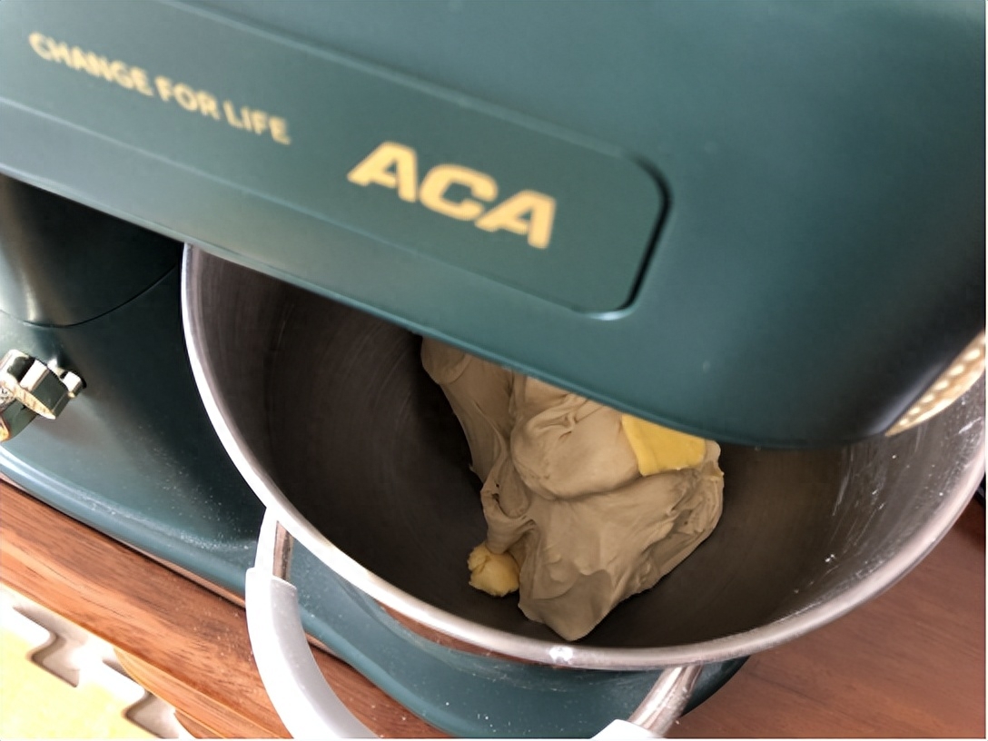 早餐必选，松软可口大面包，配上牛奶绝绝子(图3)