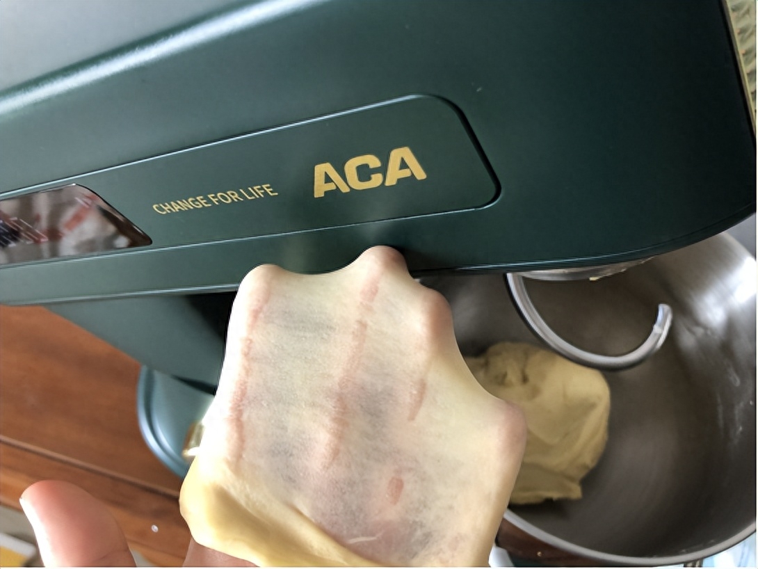 早餐必选，松软可口大面包，配上牛奶绝绝子(图4)