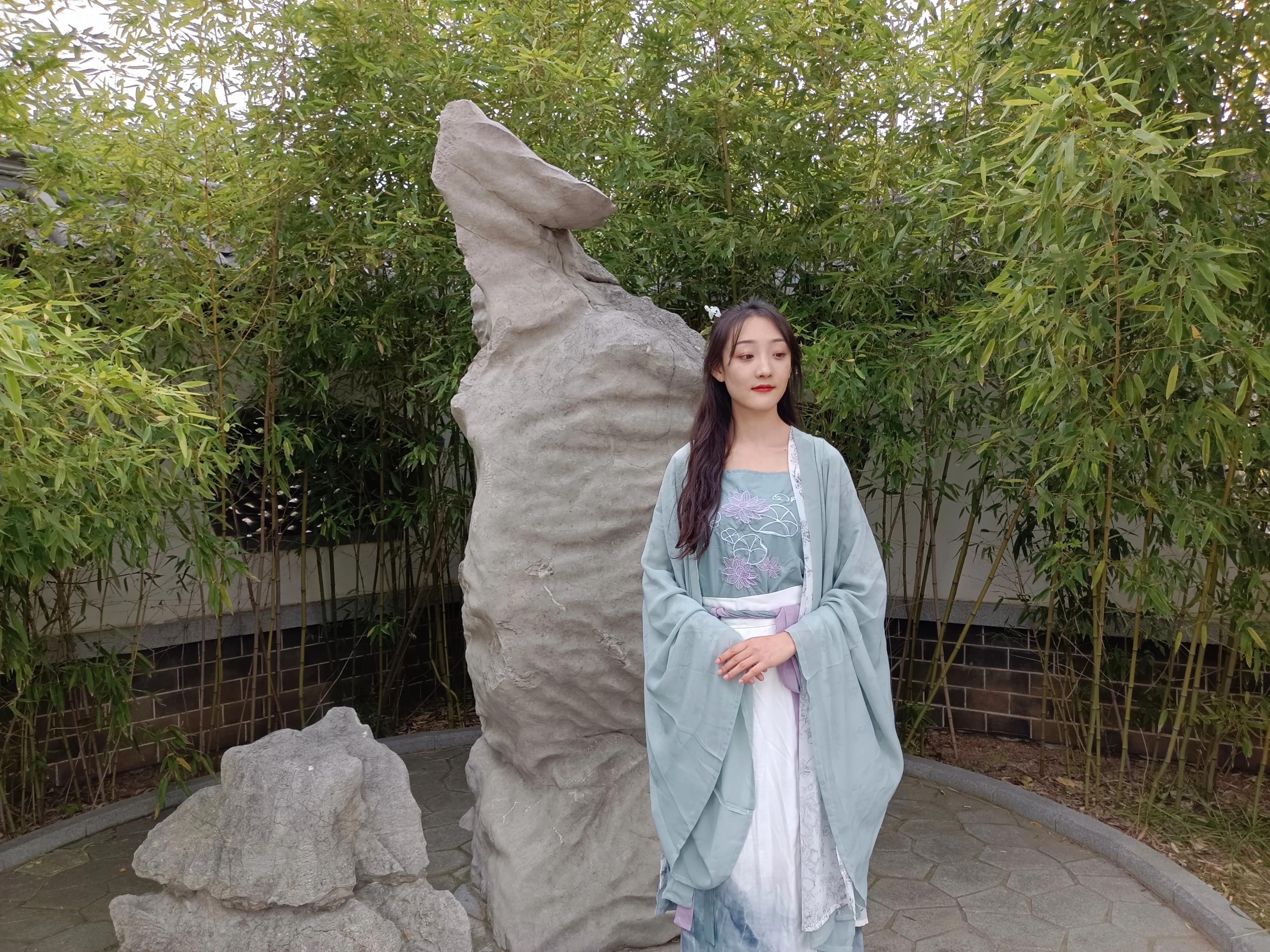 世间繁杂何其多，惟愿素衣半生闲(图6)