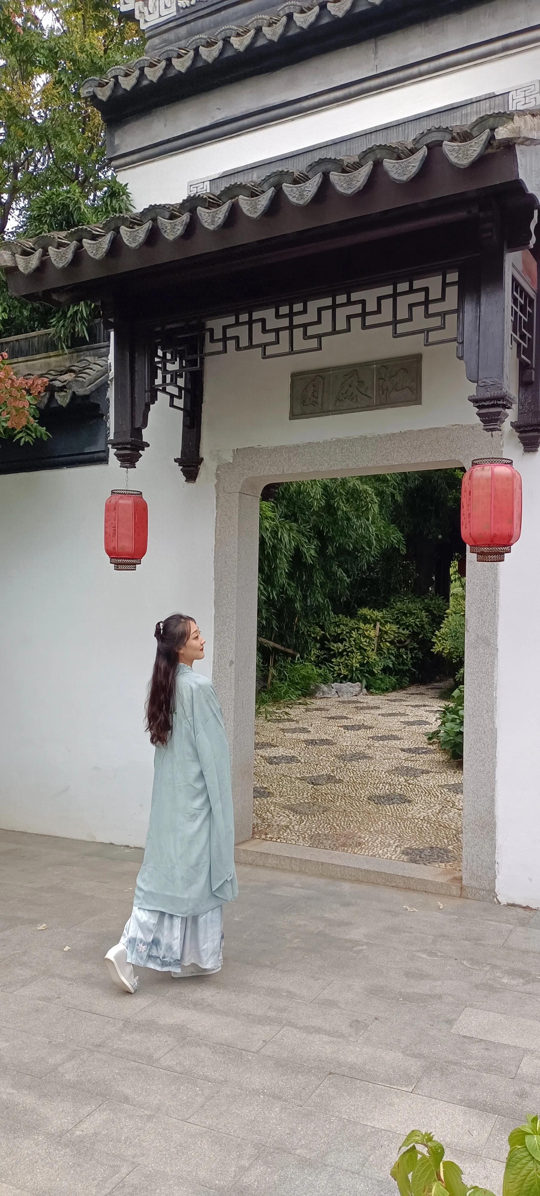 世间繁杂何其多，惟愿素衣半生闲(图21)